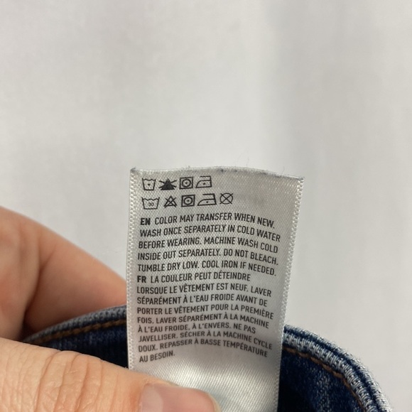 American Eagle Outfitters AE Stretch Mom Jean Size 00 - Picture 15 of 15